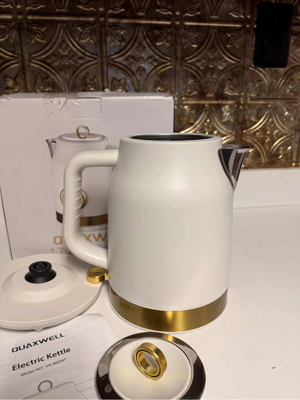 Retro Quaxwell Electric Tea Kettle 1.7L